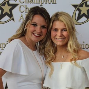 Meet your Posher, Caitlin